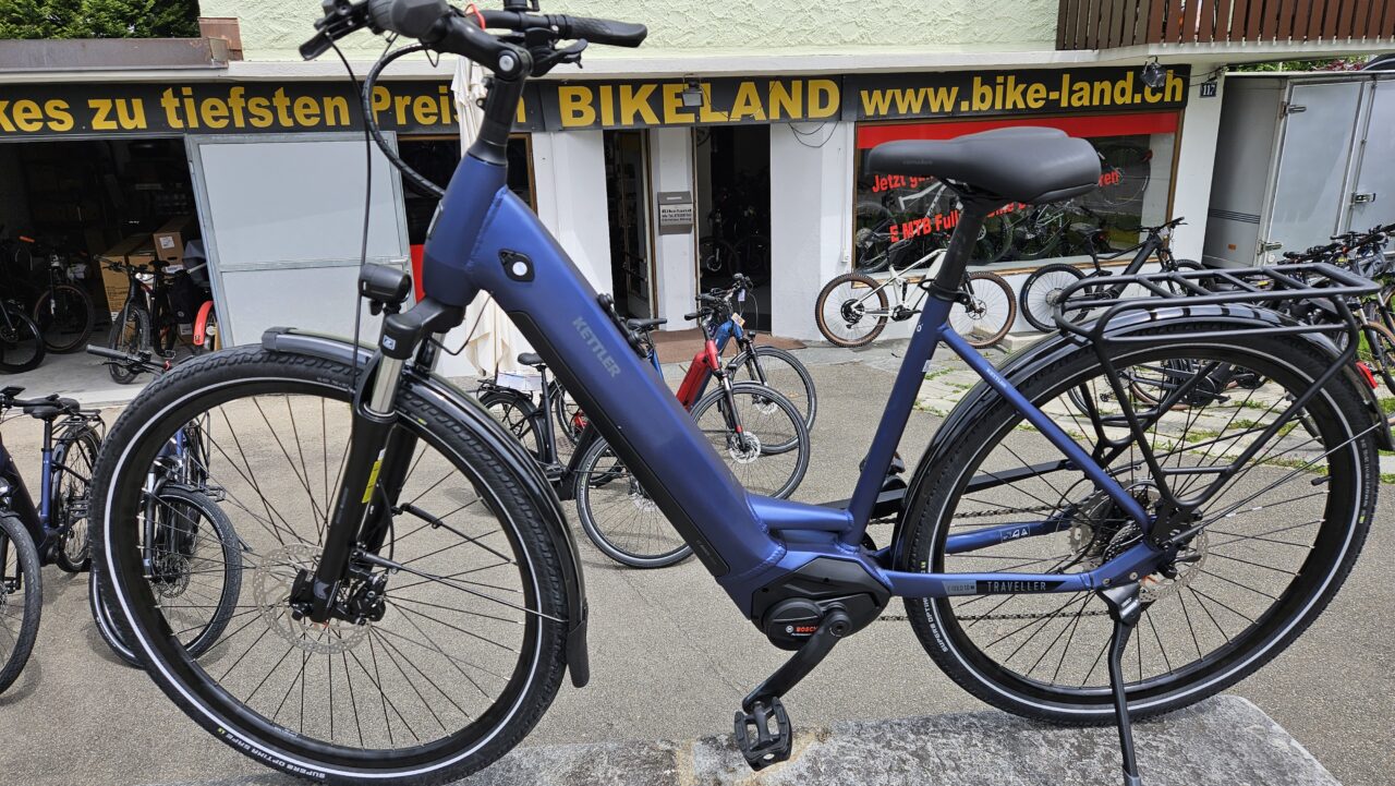 Bequemes Tiefeinsteiger E Bike